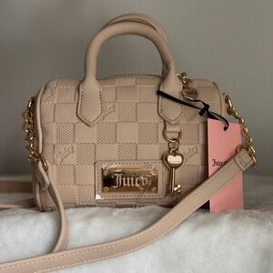 Juicy Couture miss independent satchel tote crossbody bag beige tan sandstone